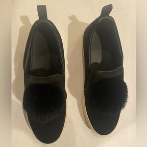 Tory Burch black suede 1” platform Pom Pom Sneakers shoe 10M